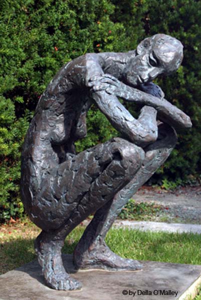Sculpture Garden   05