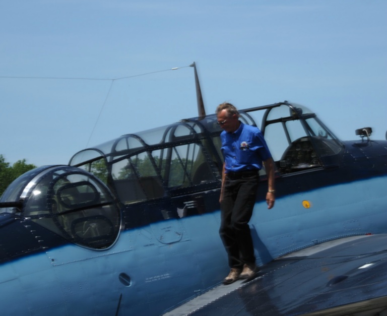 P6112302Pilot