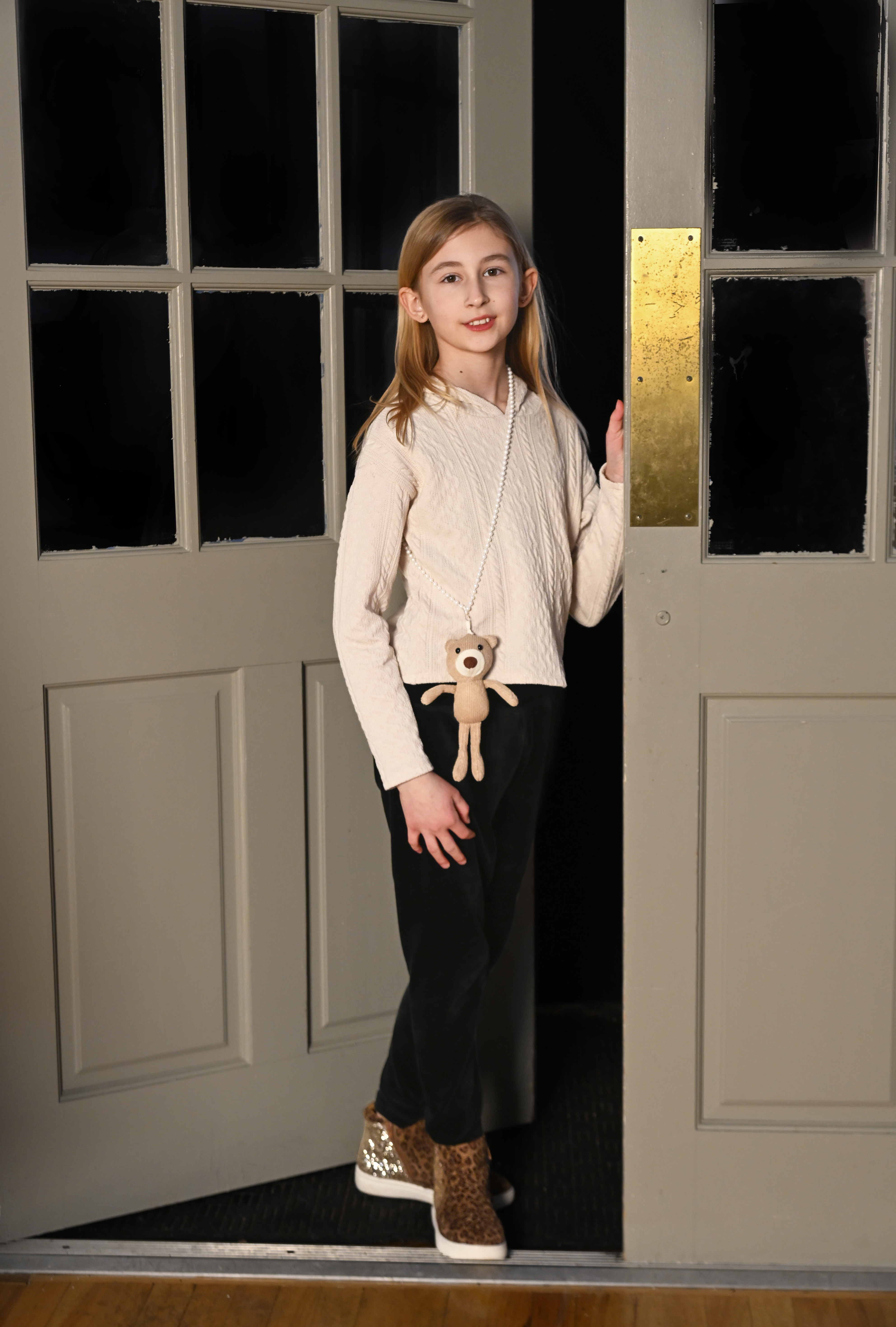 Valentina Alex Door